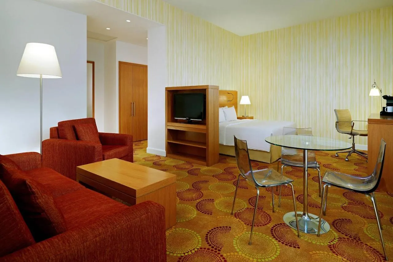 Courtyard By Marriott Budapest City Center Otel