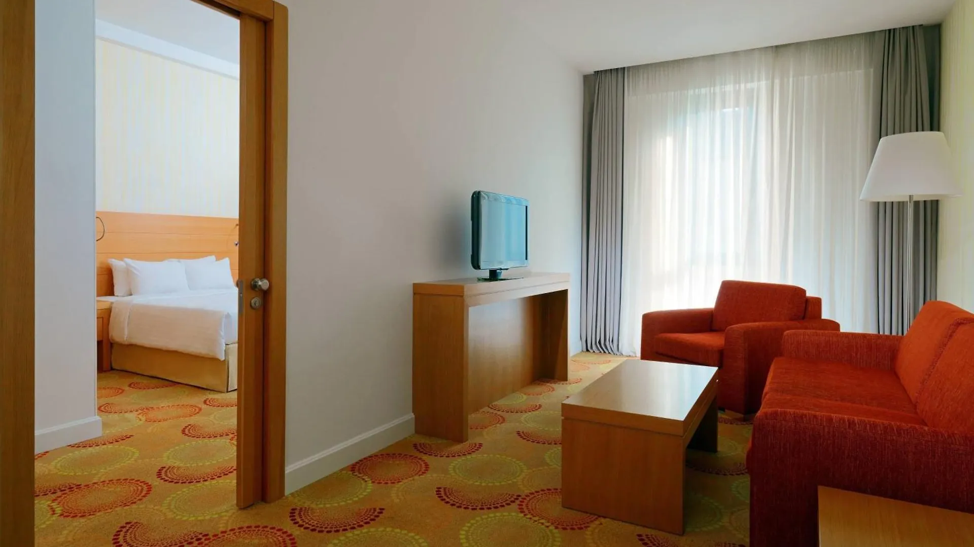 Courtyard By Marriott Budapest City Center Otel 4*,