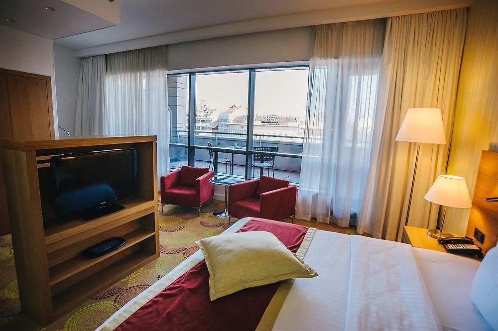 Courtyard By Marriott Budapest City Center Hotel