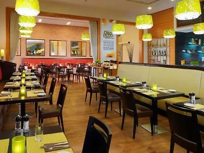 Courtyard By Marriott Budapest City Center 4*,