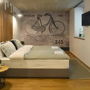 Walk Vaci 78 Hotell